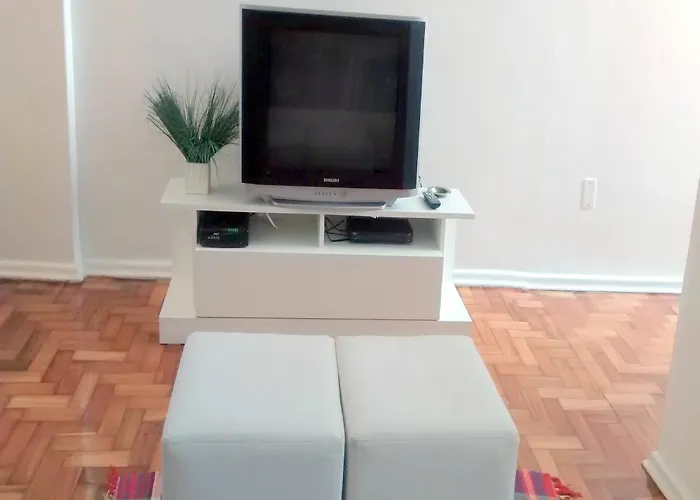 1 Bedroom Condo By Copacabana Beach